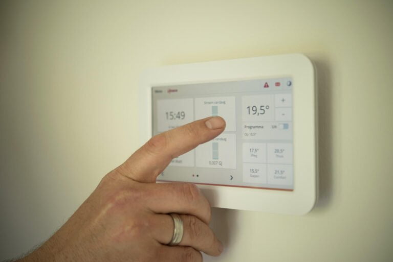 Unlocking Smart Thermostat Benefits: A DIY Plumbing Guide smart thermostat benefits